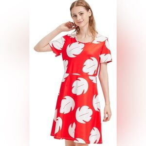 Elegant Red and White Leaf Pattern Dress